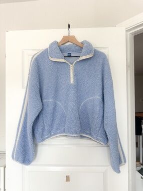 Old Navy Medium Periwinkle Blue Sherpa Teddy Fleece Half Zip Pullover.
